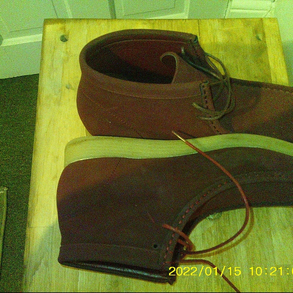 Maroon men's dress shoes